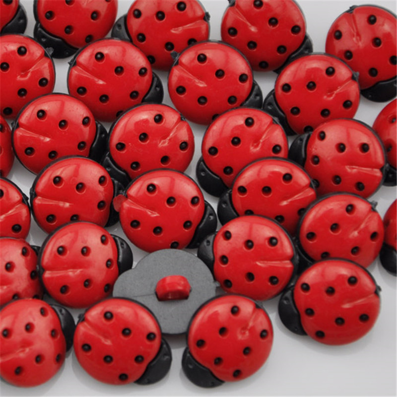 Button Hole Cutter - 50/100 Stück rote Marienkäfer-DIY-Kinderapplikationen/Handwerk/Nähknöpfe PT64