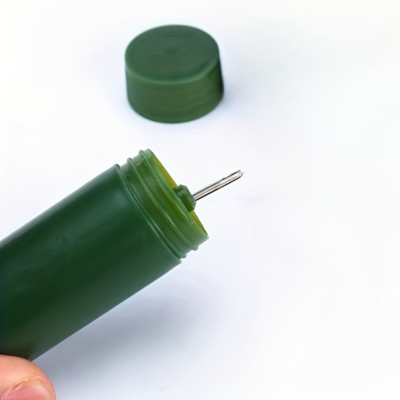 Sewing Technology - Tragbares Nähset in Militärgrün, kompaktes Notfallreparaturset